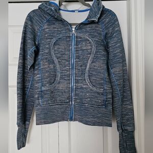 Lululemon zip up sweater size 6